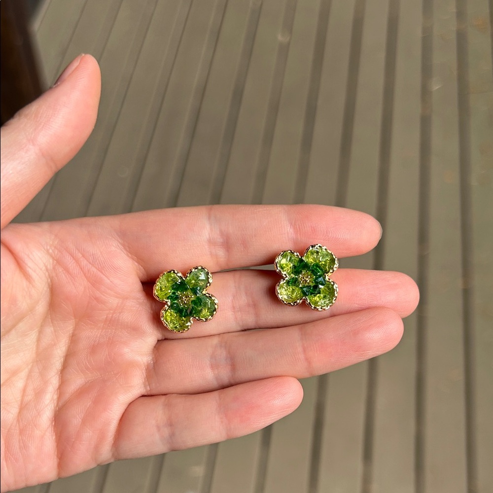 Elegant Green Floral Stud Earrings